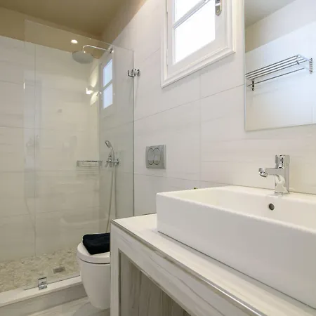 Апартаменты De_naxia *